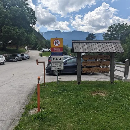 Apartma Ribnica *